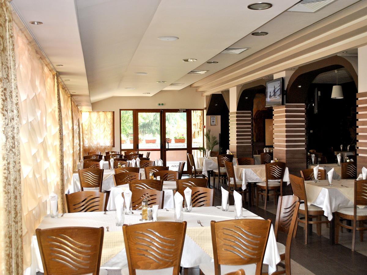 Spa Hotel Ivelia Dubnitsa Екстер'єр фото