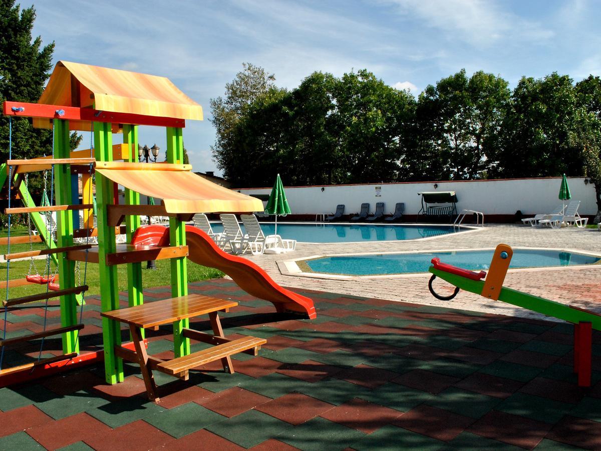 Spa Hotel Ivelia Dubnitsa Екстер'єр фото