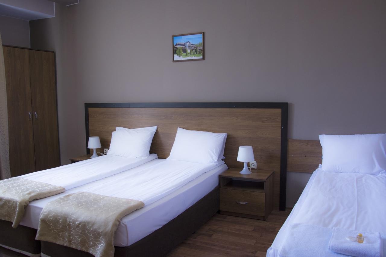 Spa Hotel Ivelia Dubnitsa Екстер'єр фото