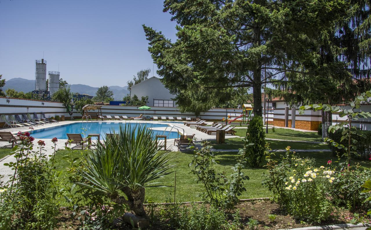 Spa Hotel Ivelia Dubnitsa Екстер'єр фото