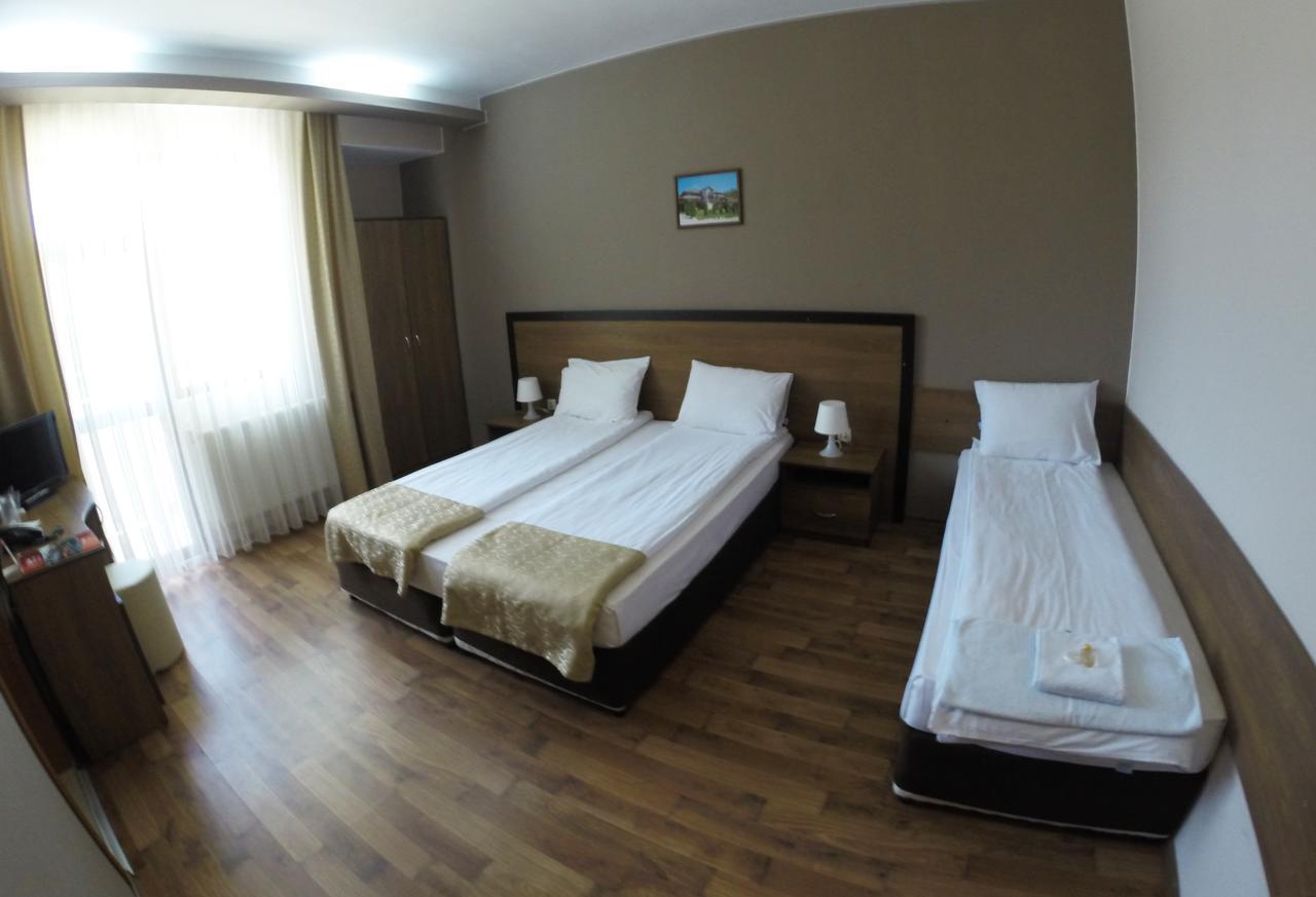 Spa Hotel Ivelia Dubnitsa Екстер'єр фото