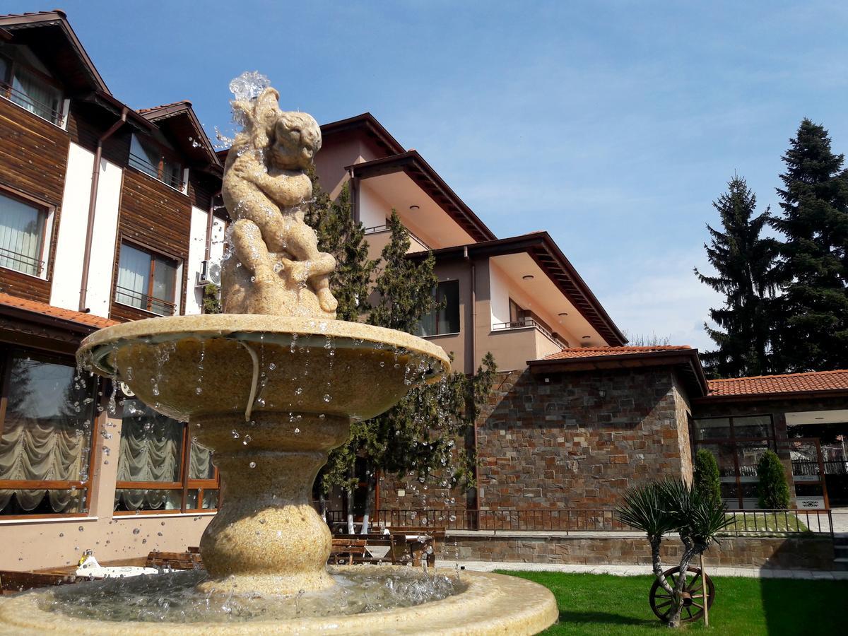 Spa Hotel Ivelia Dubnitsa Екстер'єр фото