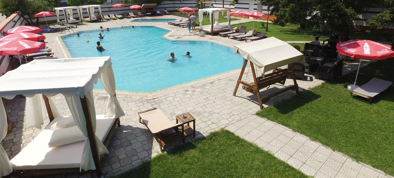 Spa Hotel Ivelia Dubnitsa Екстер'єр фото